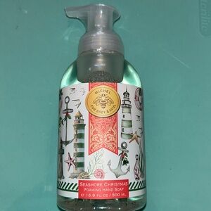 NWT michel for body & soul. Seashore Christmas foaming hand soap